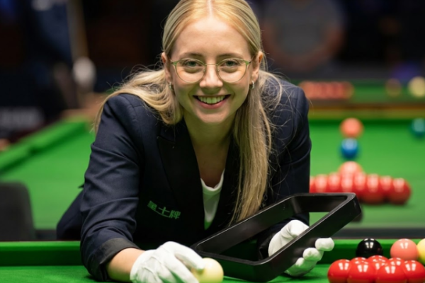 female snooker referees
